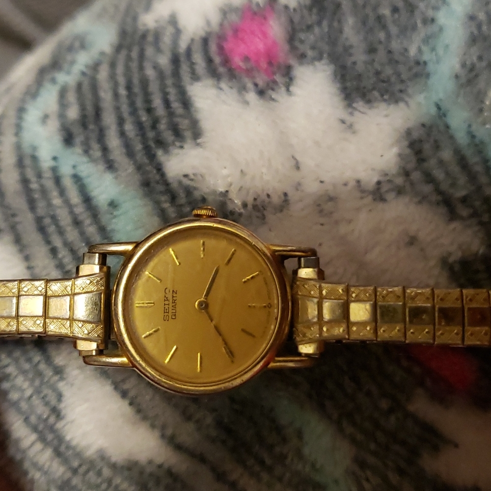 Vintage Seiko Quartz women's watch